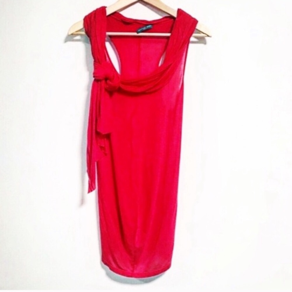 Alexander McQueen Red Sleeveless Blouse